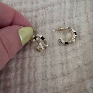 Kendra Scott huggie hoop earrings